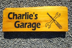 Charlies-Garage